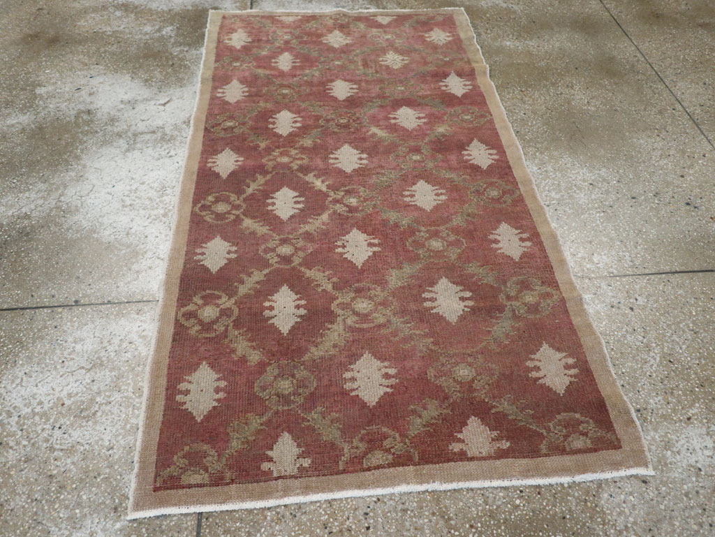 Vintage Turkish Anatolian Throw Rug, No.18618 - Galerie Shabab