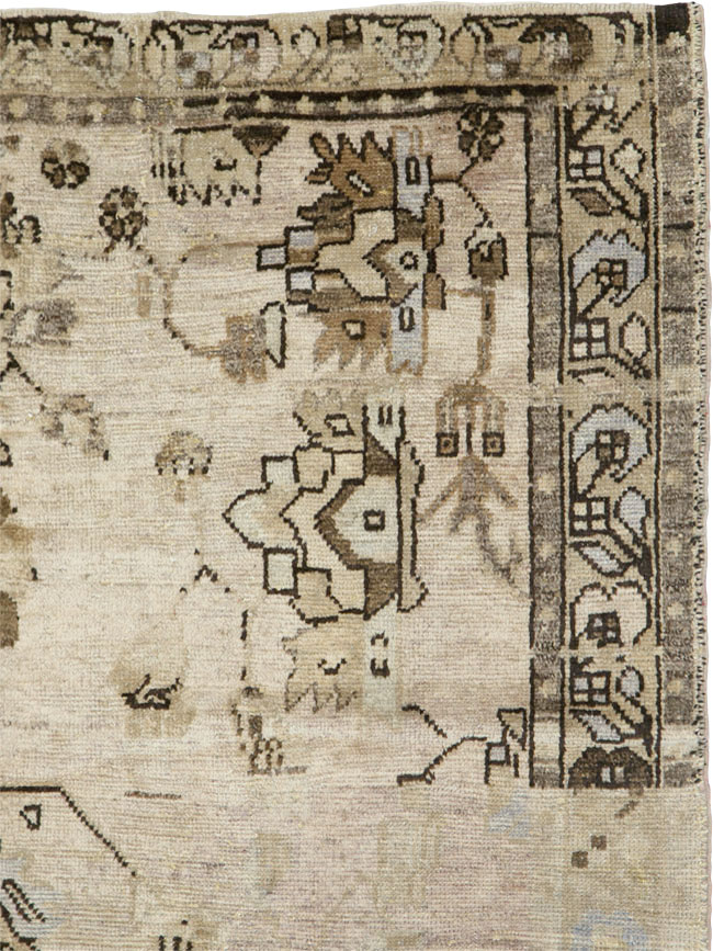 Vintage Turkish Anatolian Carpet, No.18627 - Galerie Shabab