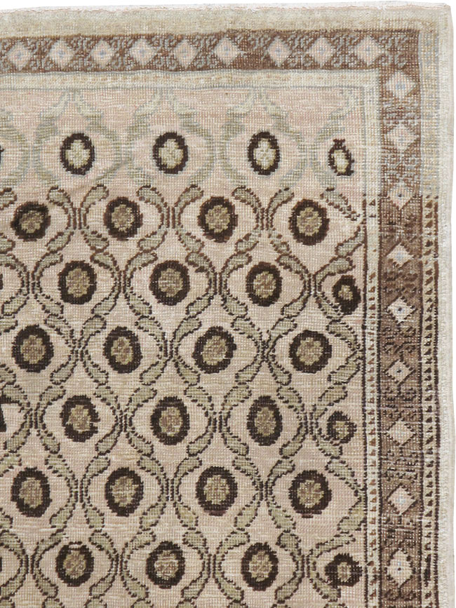 Vintage Turkish Anatolian Carpet, No.18628 - Galerie Shabab