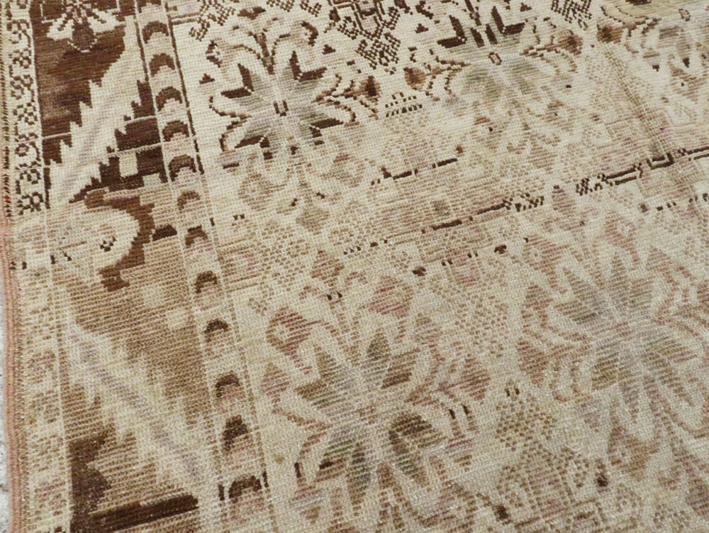 Vintage Turkish Anatolian Carpet, No.18629 - Galerie Shabab