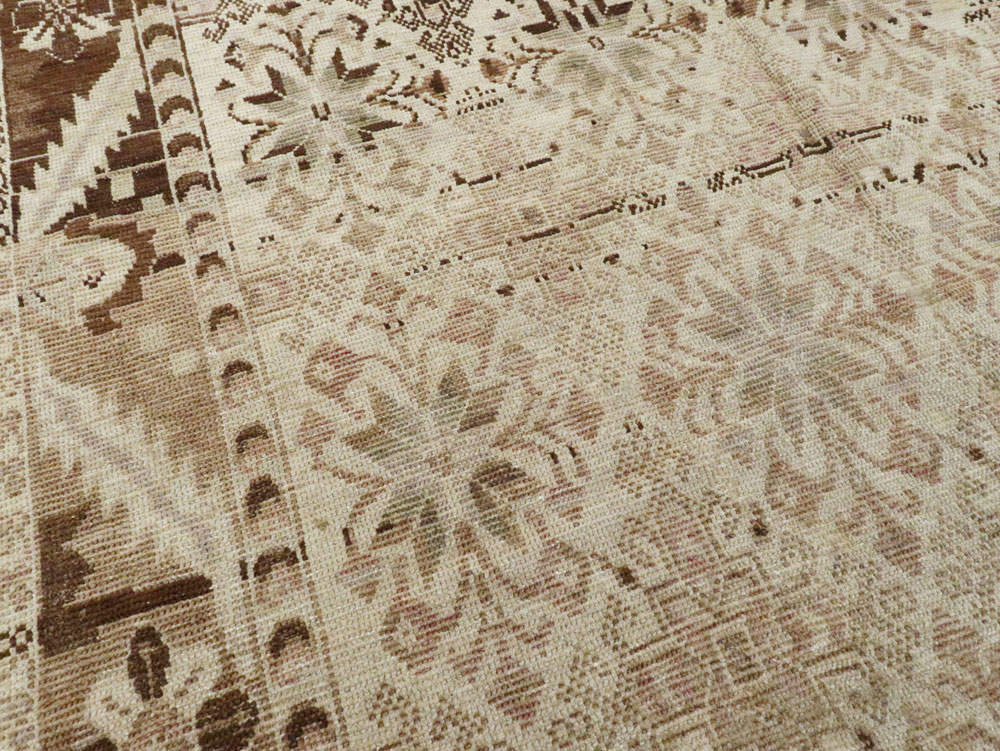 Vintage Turkish Anatolian Carpet, No.18629 - Galerie Shabab