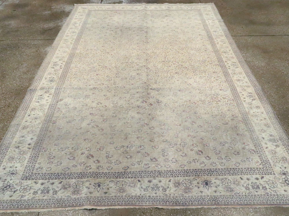 Vintage Turkish Sivas Carpet, No.18630 - Galerie Shabab
