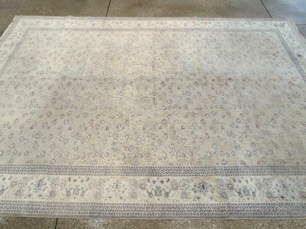 Vintage Turkish Sivas Carpet, No.18630 - Galerie Shabab