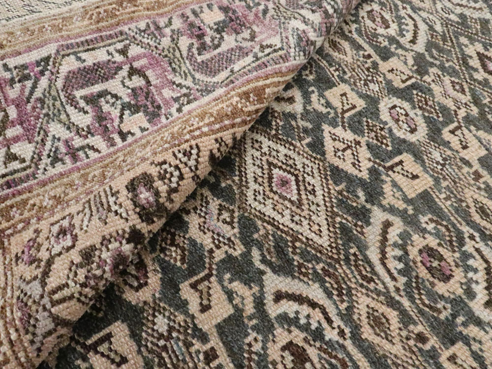 Vintage Persian Malayer Carpet, No.18637 - Galerie Shabab