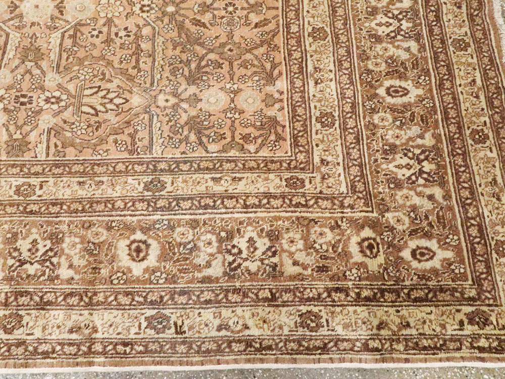 Antique Persian Tabriz Carpet, No.18648 - Galerie Shabab
