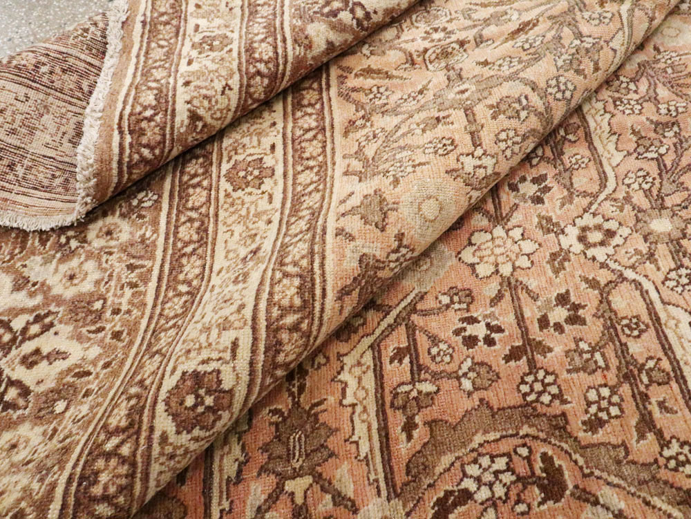 Antique Persian Tabriz Carpet, No.18648 - Galerie Shabab