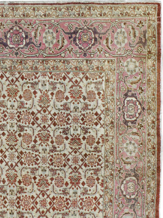 Antique Persian Tabriz Carpet, No.18649 - Galerie Shabab