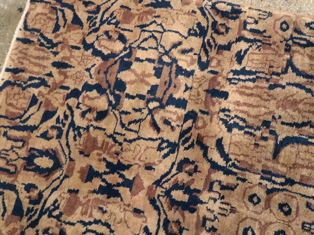 Vintage Indian Lahore Carpet, No.18650 - Galerie Shabab