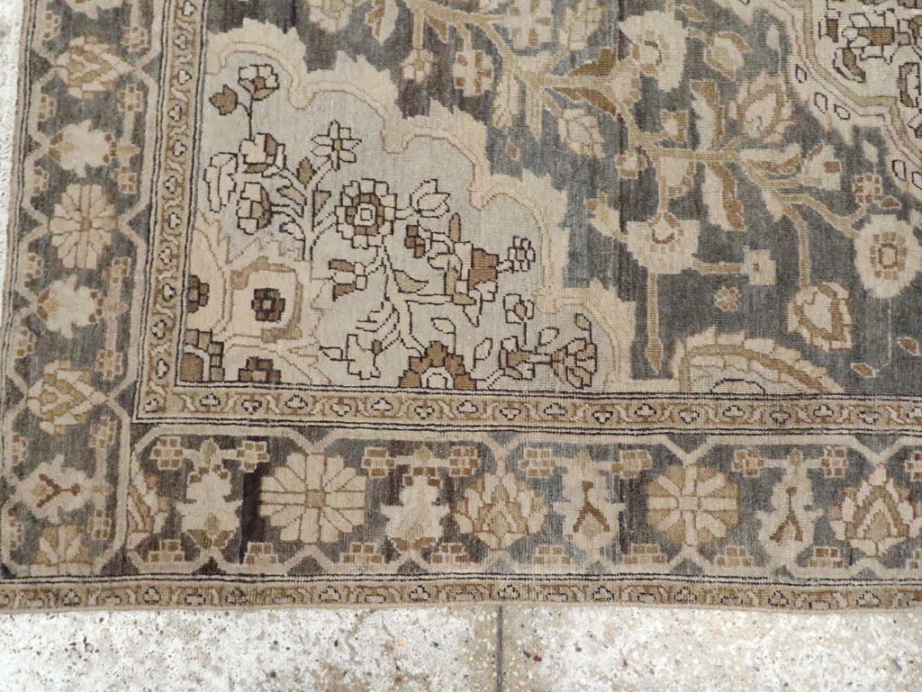 Antique Persian Sarouk Fereghan Rug, No.18651 - Galerie Shabab