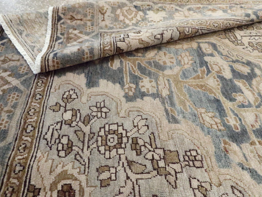 Antique Persian Sarouk Fereghan Rug, No.18651 - Galerie Shabab