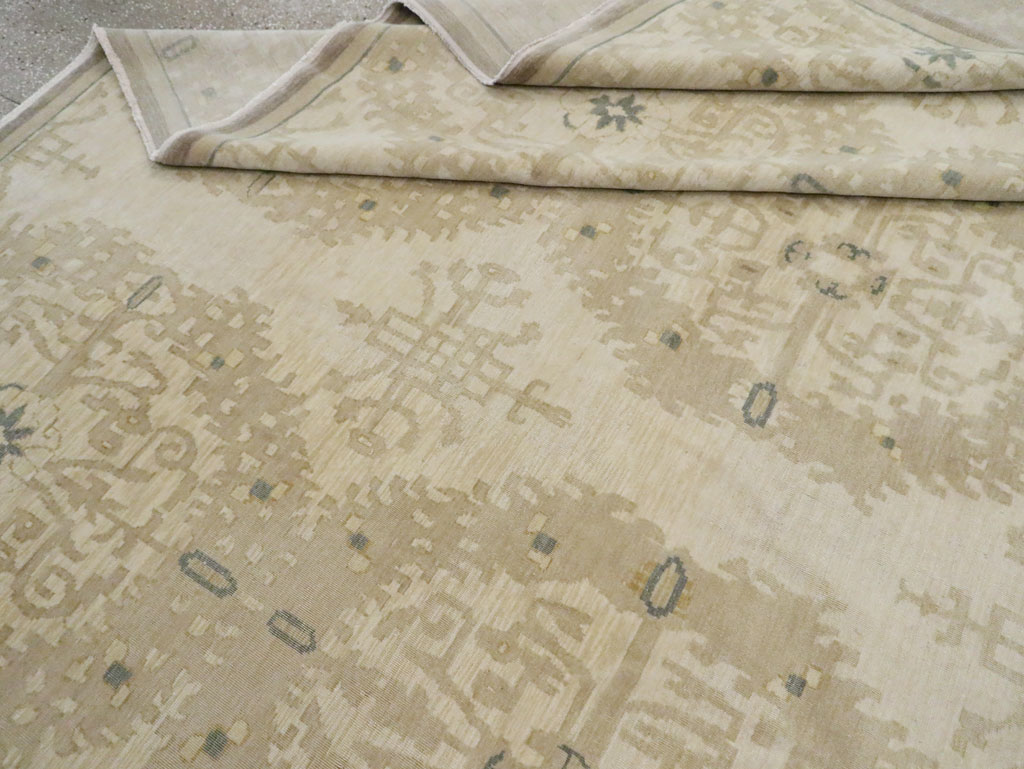 Modern Indian Lahore Large Room Size Carpet, No.18659 - Galerie Shabab