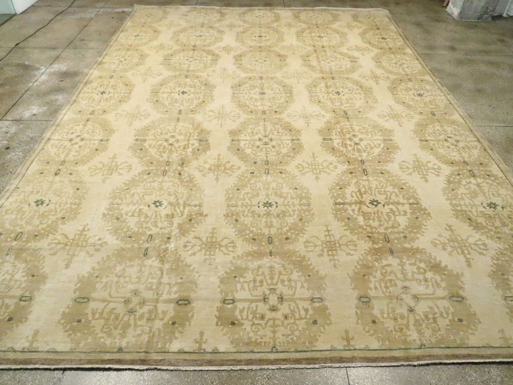Vintage Indian Lahore Oversize Carpet, No.18660 - Galerie Shabab
