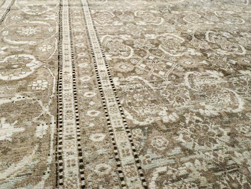 Antique Persian Tabriz Carpet, No.18662 - Galerie Shabab