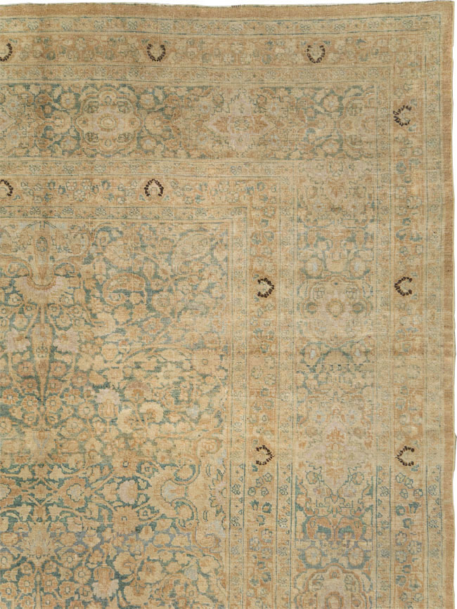 Antique Persian Mashad Carpet, No.18663 - Galerie Shabab