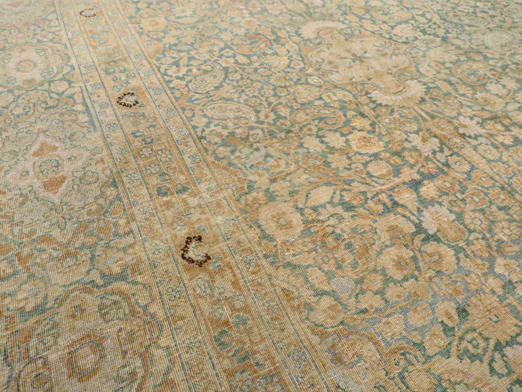 Antique Persian Mashad Carpet, No.18663 - Galerie Shabab