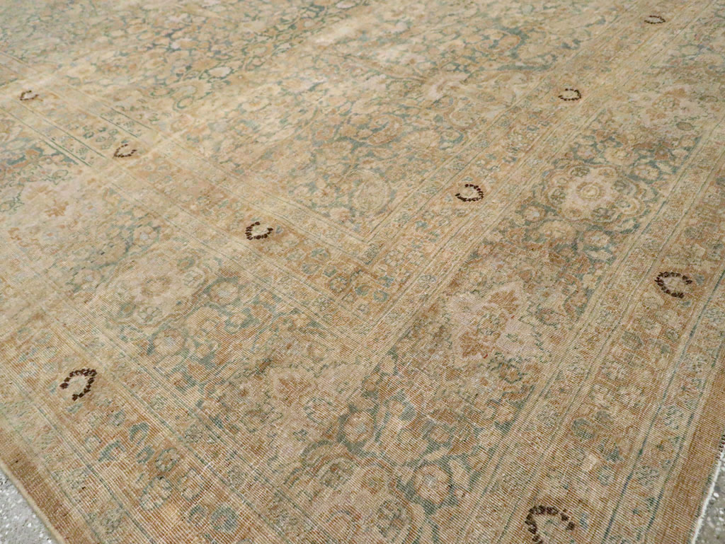 Antique Persian Mashad Carpet, No.18663 - Galerie Shabab