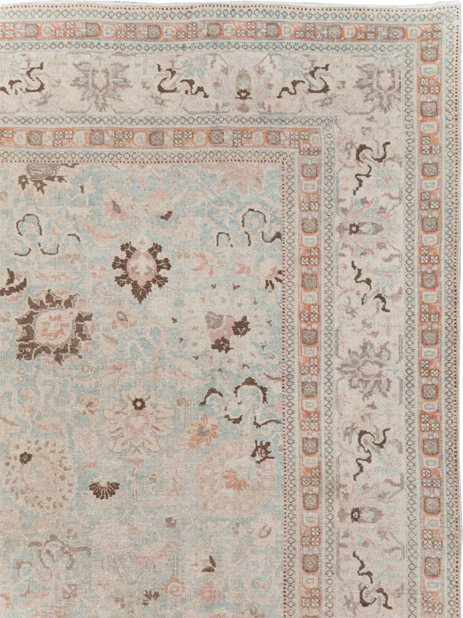 Antique Persian Tabriz Room Size Carpet, No.18667 - Galerie Shabab