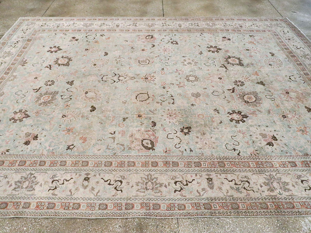 Antique Persian Tabriz Room Size Carpet, No.18667 - Galerie Shabab