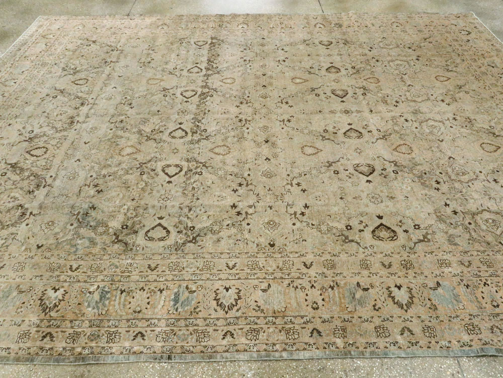 Antique Persian Tabriz Carpet, No.18668 - Galerie Shabab