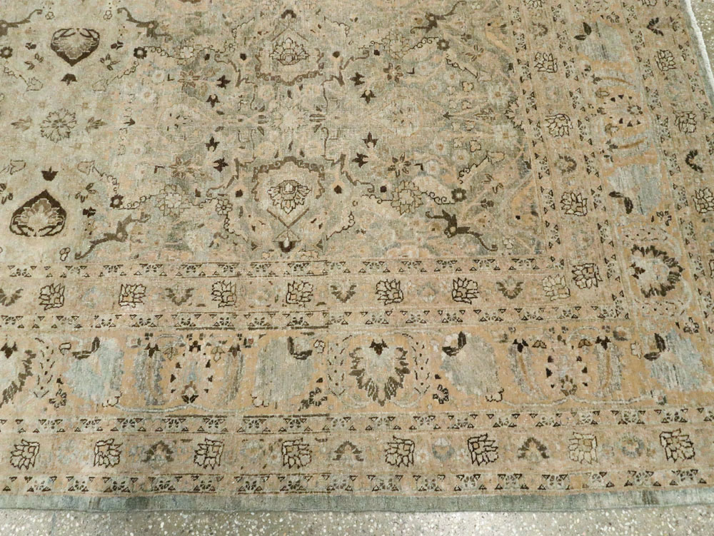 Antique Persian Tabriz Carpet, No.18668 - Galerie Shabab