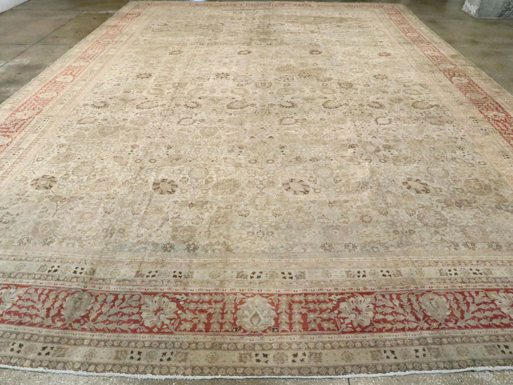 Antique Persian Tabriz Carpet, No.18669 - Galerie Shabab