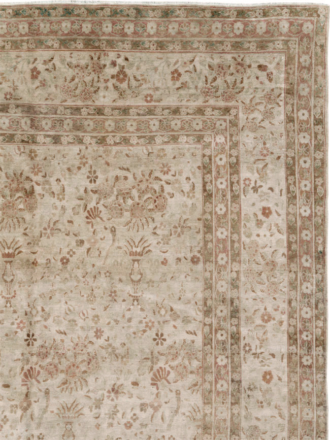 Antique Persian Lavar Kerman Carpet, No.18672 - Galerie Shabab