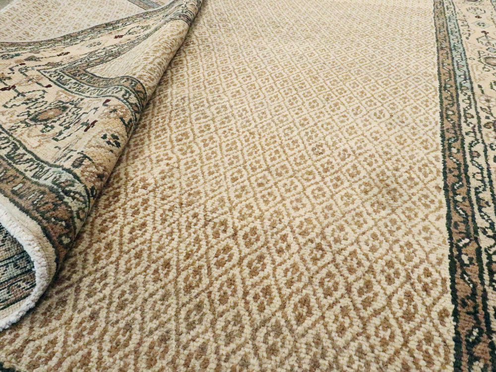 Antique Persian Malayer Carpet, No.18676 - Galerie Shabab