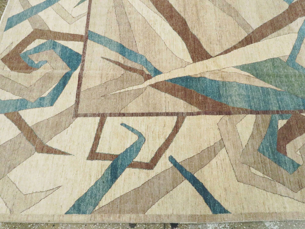 Modernist Persian Tabriz Room Size Carpet, No.18677 - Galerie Shabab