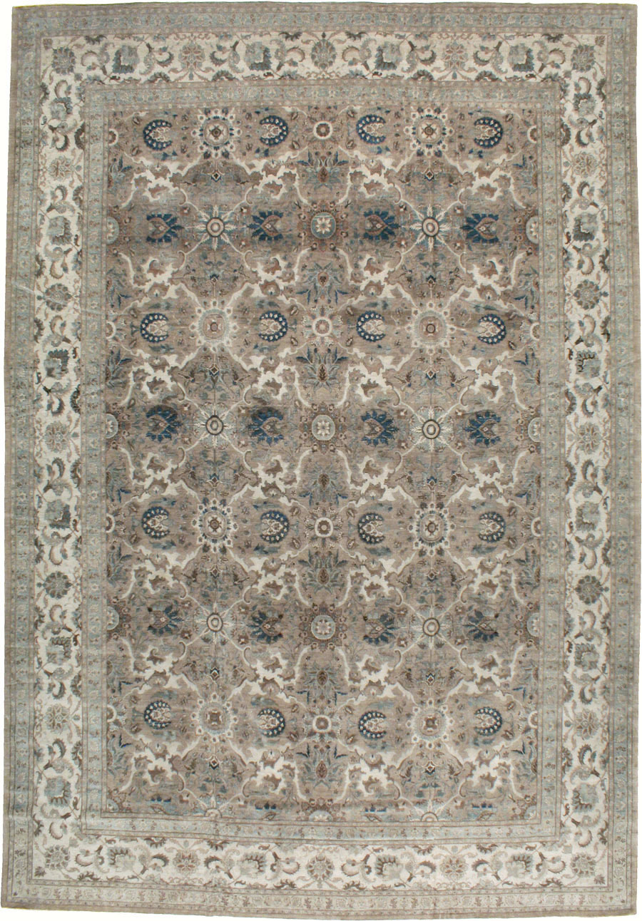 Antique Persian Tabriz Carpet, No.18680 - Galerie Shabab