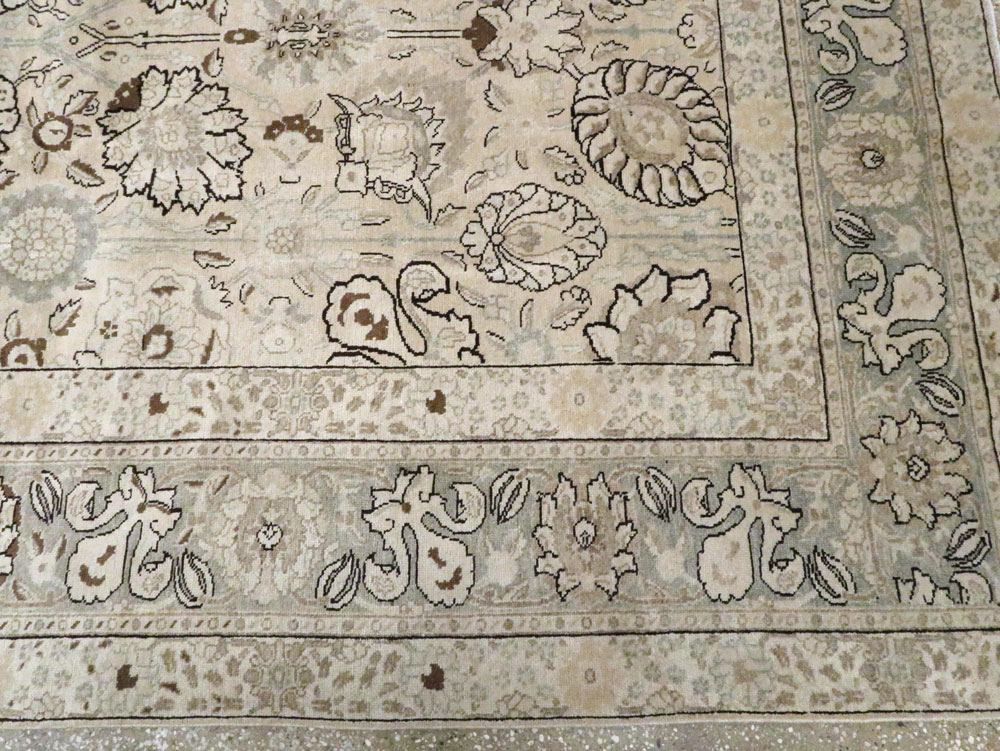 Antique Persian Tabriz Carpet, No.18693 - Galerie Shabab