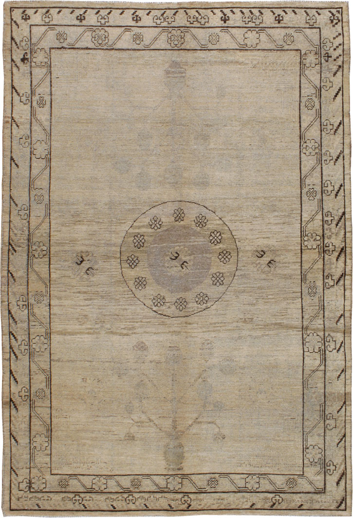 Khotan Rug, No.18706 - Galerie Shabab