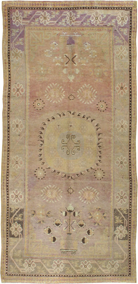 Vintage East Turkestan Khotan Rug, No.18708 - Galerie Shabab