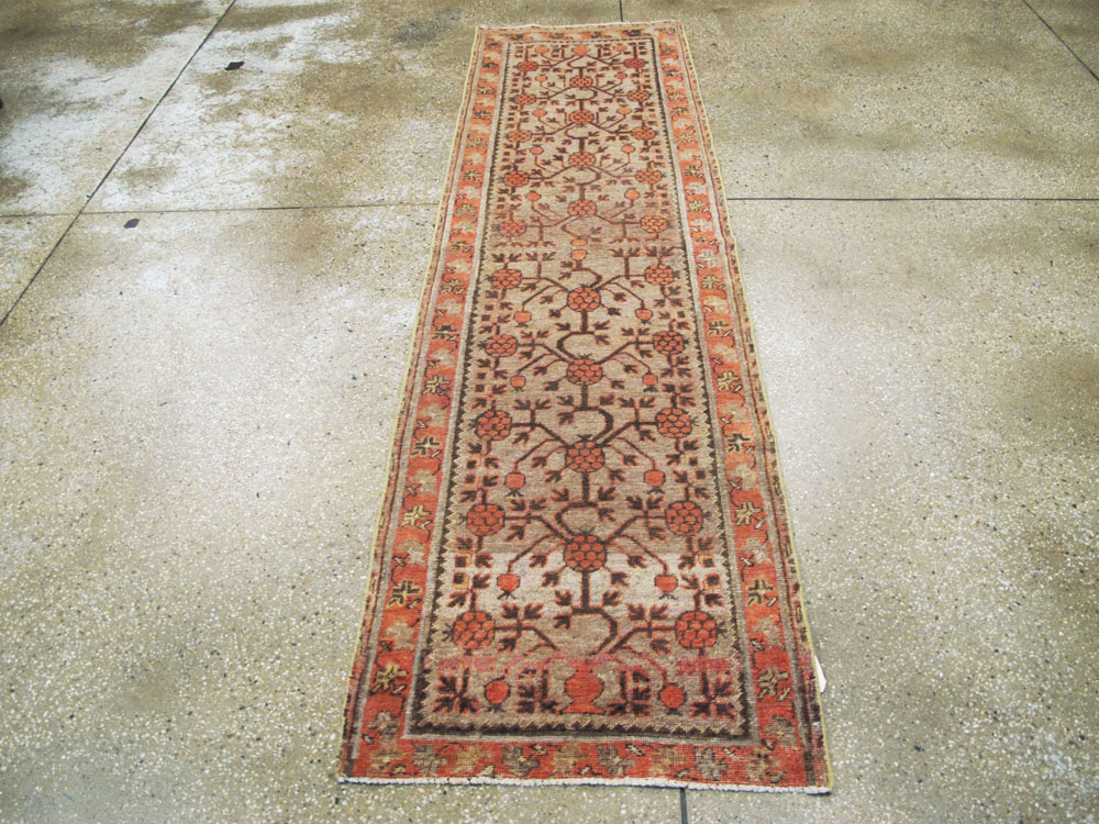 Vintage East Turkestan Khotan Runner, No.18715 - Galerie Shabab