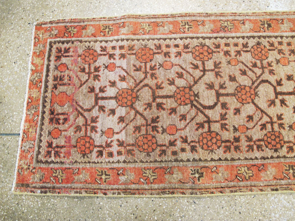 Vintage East Turkestan Khotan Runner, No.18715 - Galerie Shabab