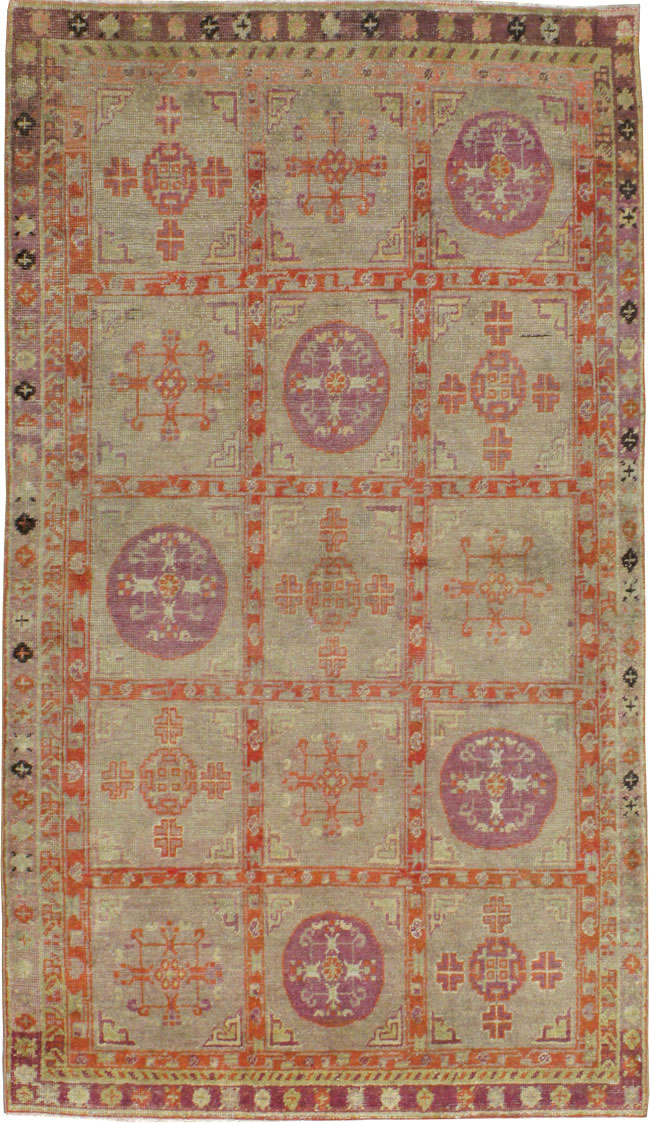Vintage East Turkestan Khotan Rug, No.18717 - Galerie Shabab