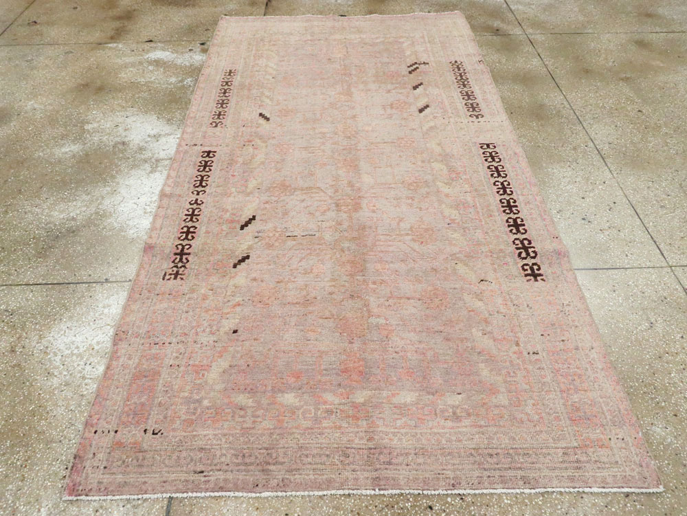 Vintage East Turkestan Khotan Rug, No.18718 - Galerie Shabab