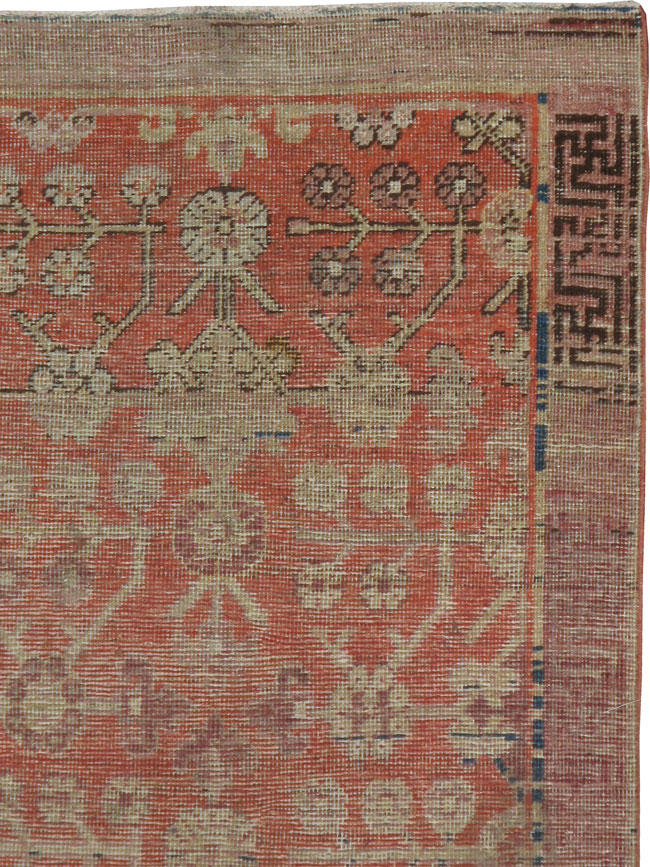 Antique Khotan Gallery Rug, No.18724 - Galerie Shabab