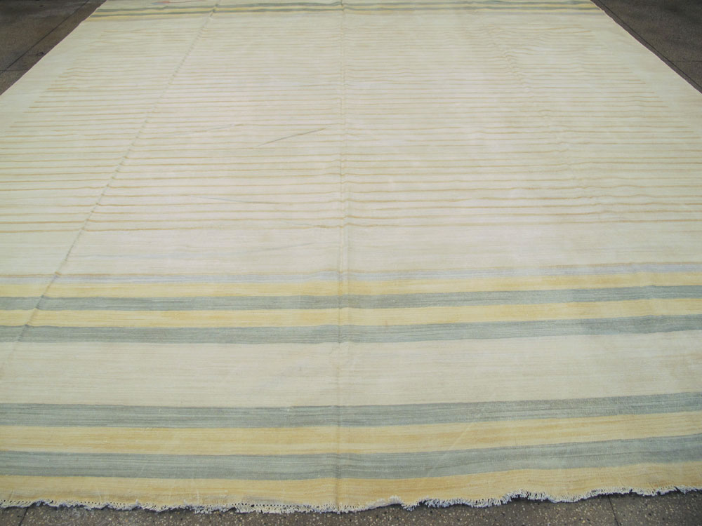 Vintage Indian Flat-weave Dhurrie, No.18755 - Galerie Shabab