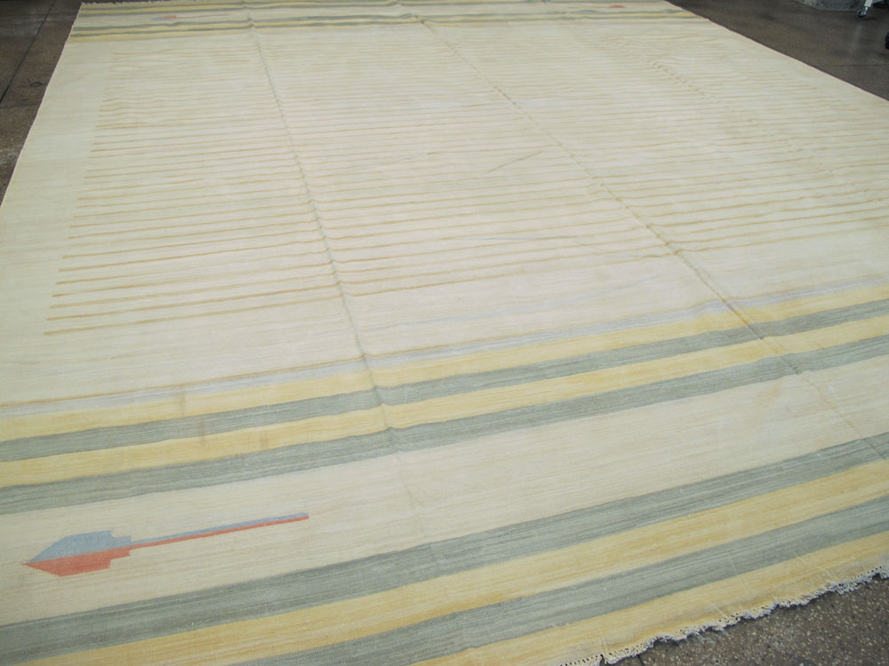 Vintage Indian Flat-weave Dhurrie, No.18755 - Galerie Shabab