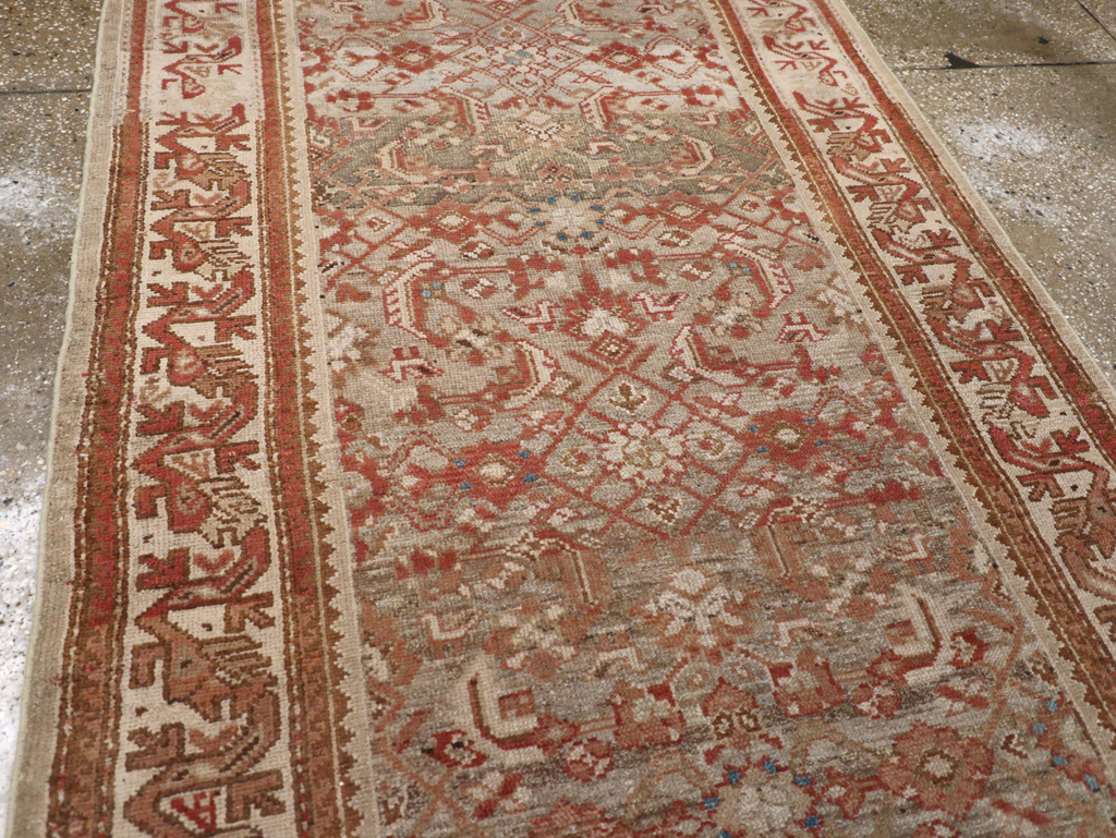 Vintage Persian Malayer Runner, No.18761 - Galerie Shabab