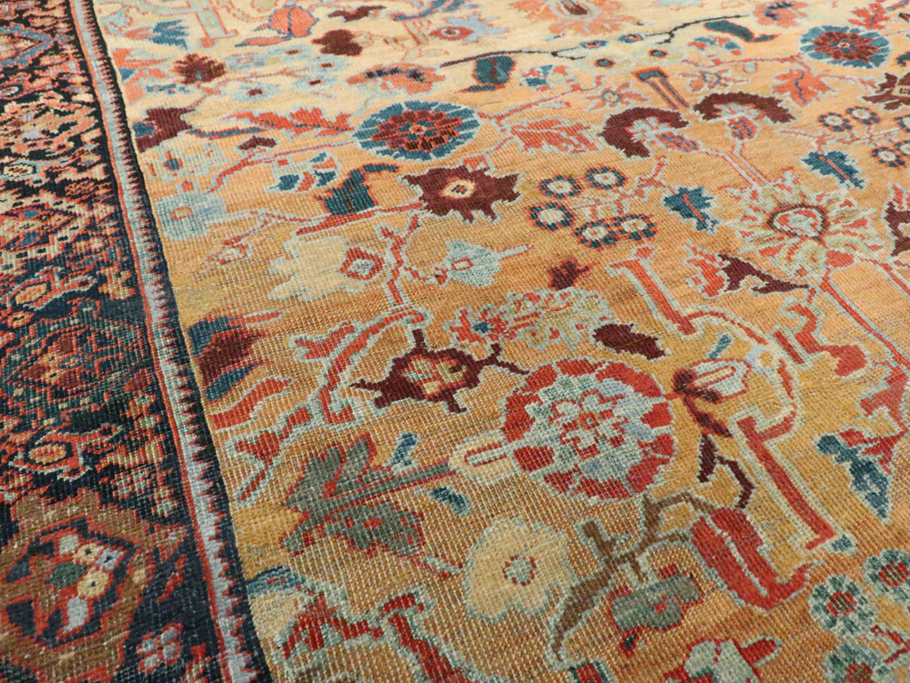 Antique Persian Sultanabad Carpet, No.18776 - Galerie Shabab