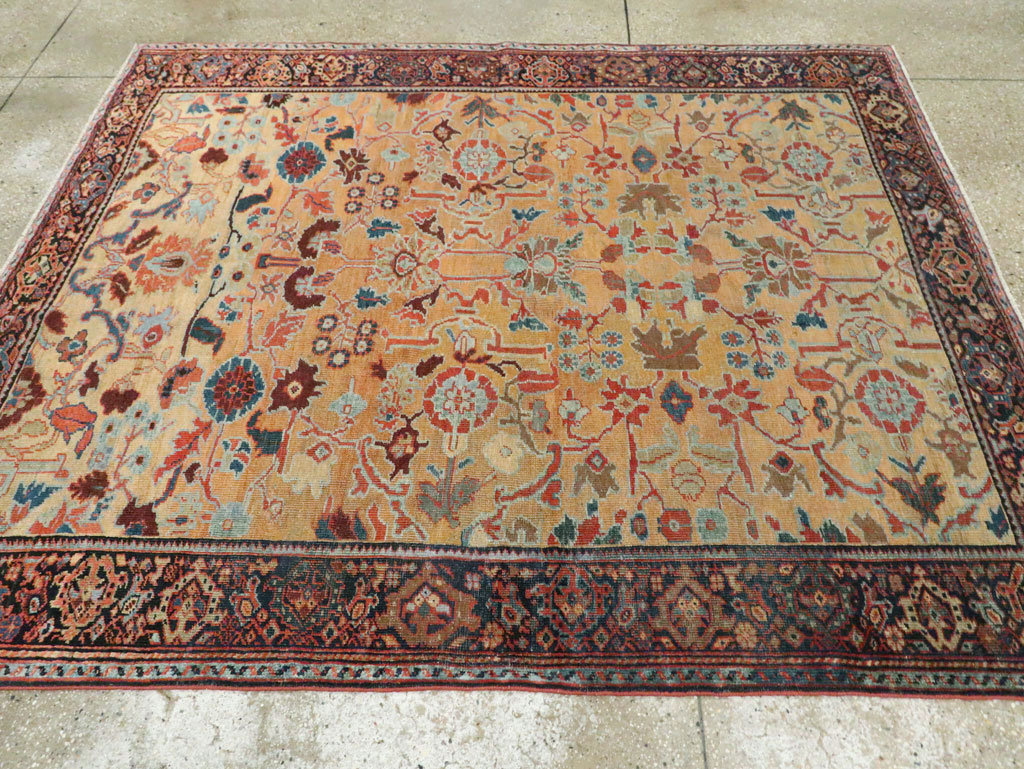 Antique Persian Sultanabad Carpet, No.18776 - Galerie Shabab
