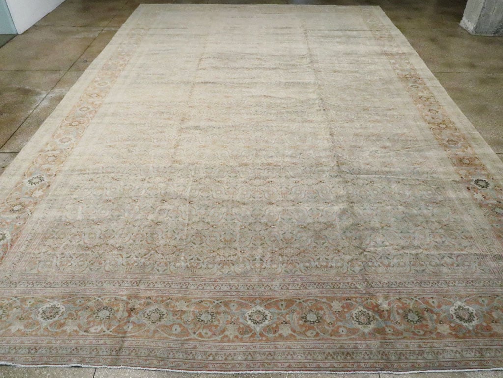 Antique Persian Tabriz Carpet, No.18778 - Galerie Shabab