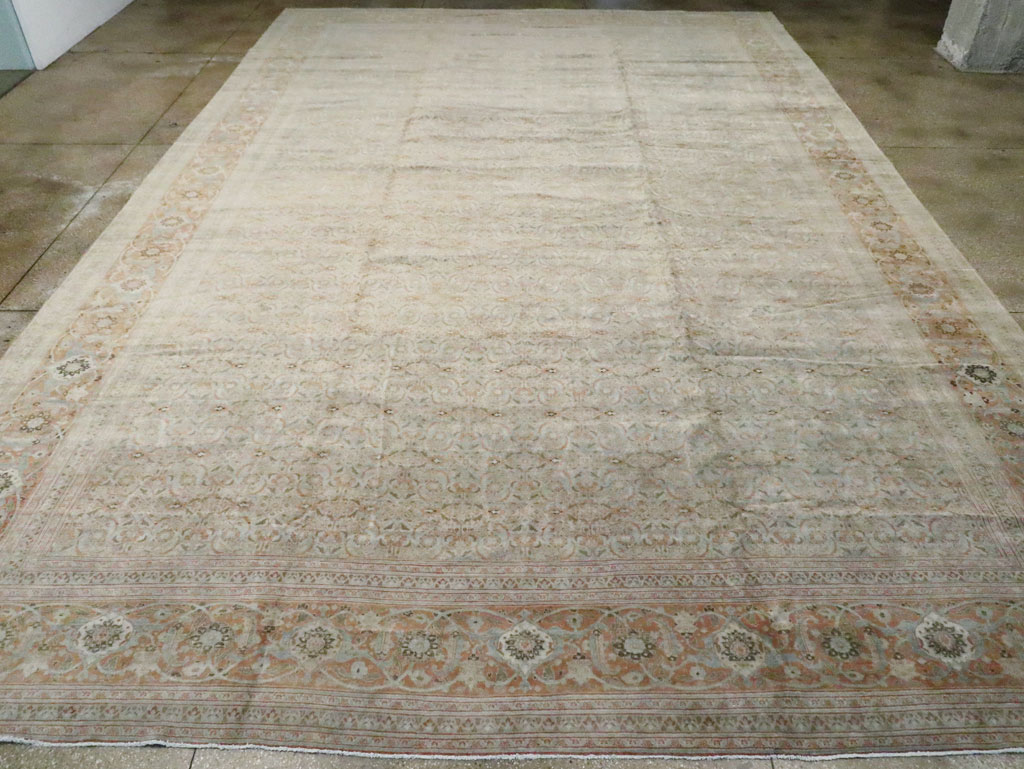 Antique Persian Tabriz Carpet, No.18778 - Galerie Shabab