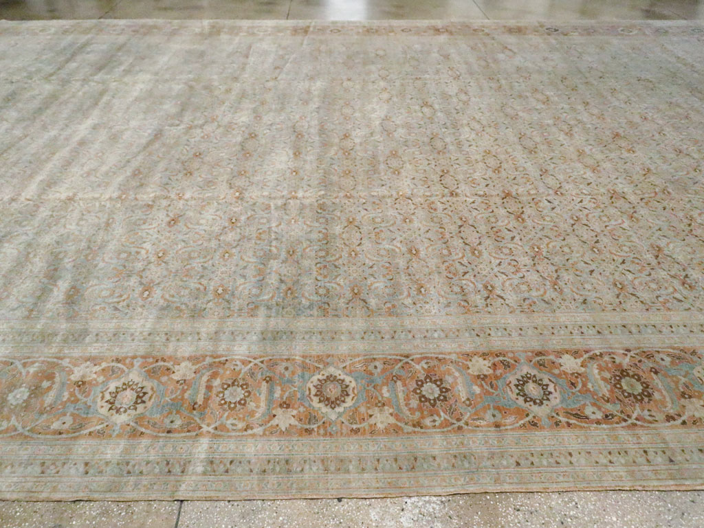Antique Persian Tabriz Carpet, No.18778 - Galerie Shabab