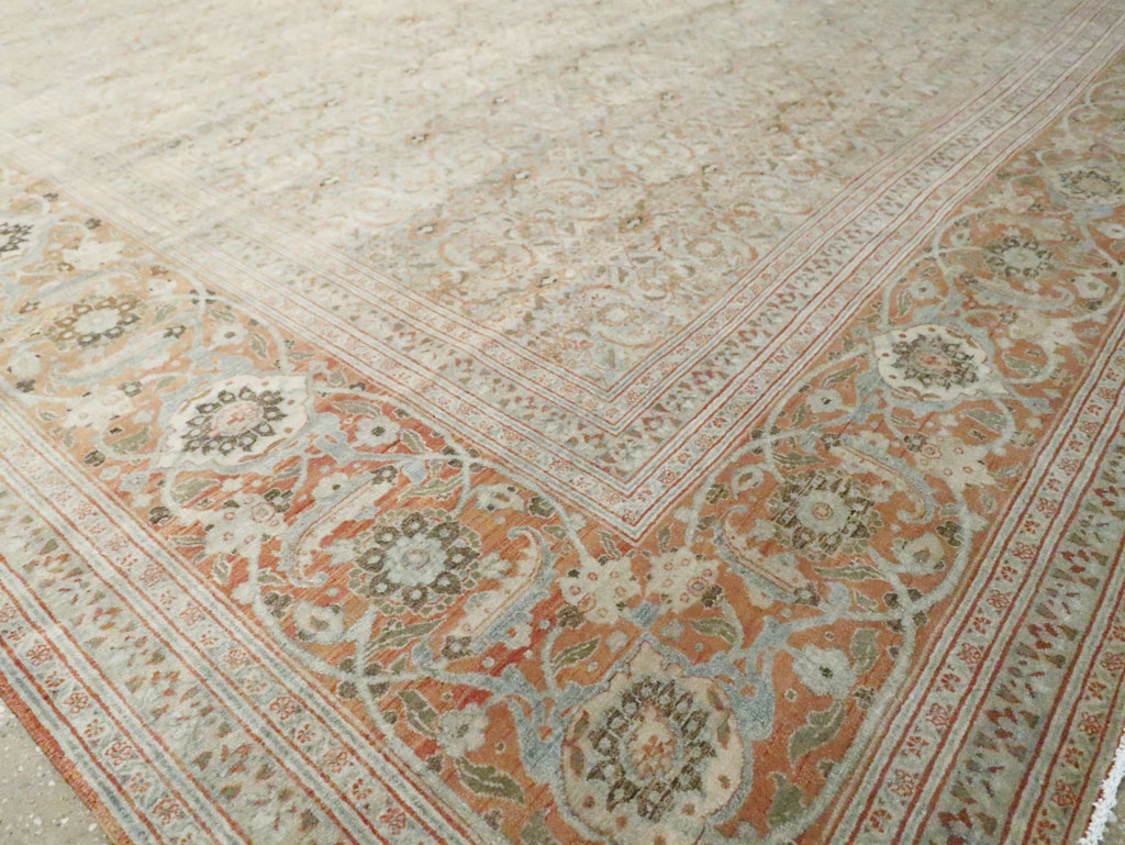 Antique Persian Tabriz Carpet, No.18778 - Galerie Shabab