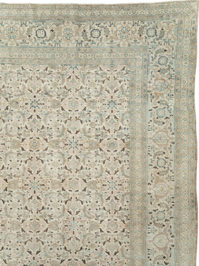 Antique Persian Tabriz Oversize Carpet, No.18782 - Galerie Shabab
