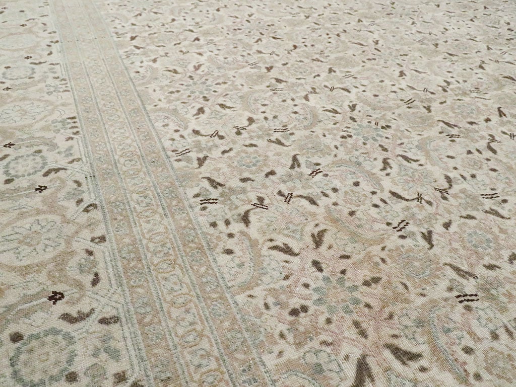 Antique Persian Tabriz Oversize Carpet, No.18782 - Galerie Shabab