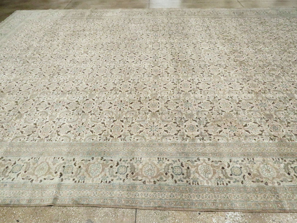 Antique Persian Tabriz Oversize Carpet, No.18782 - Galerie Shabab