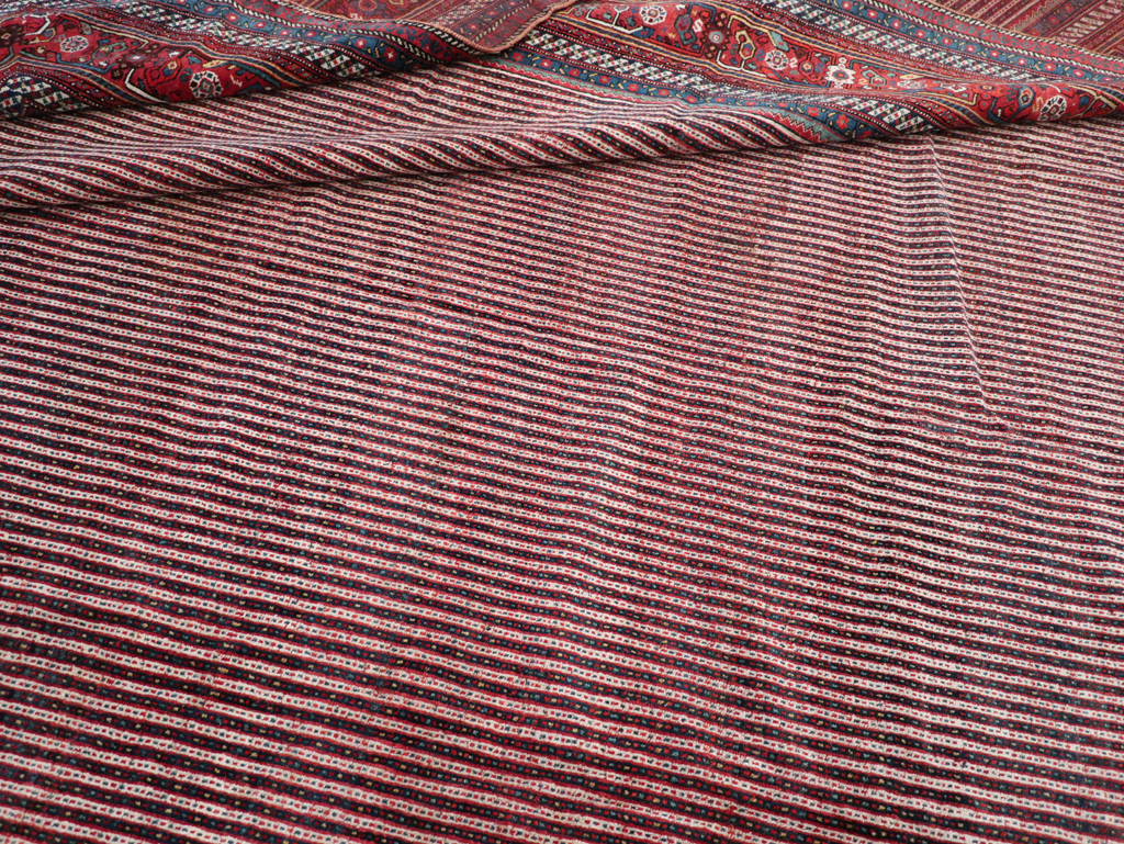 Antique Persian Qashqai Carpet, No.18789 - Galerie Shabab